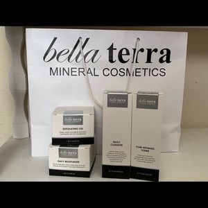 Bella Terra exfoliating gel- NIB